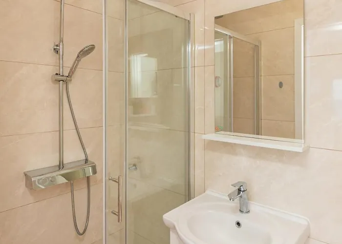 Old Town View - One Bedroom